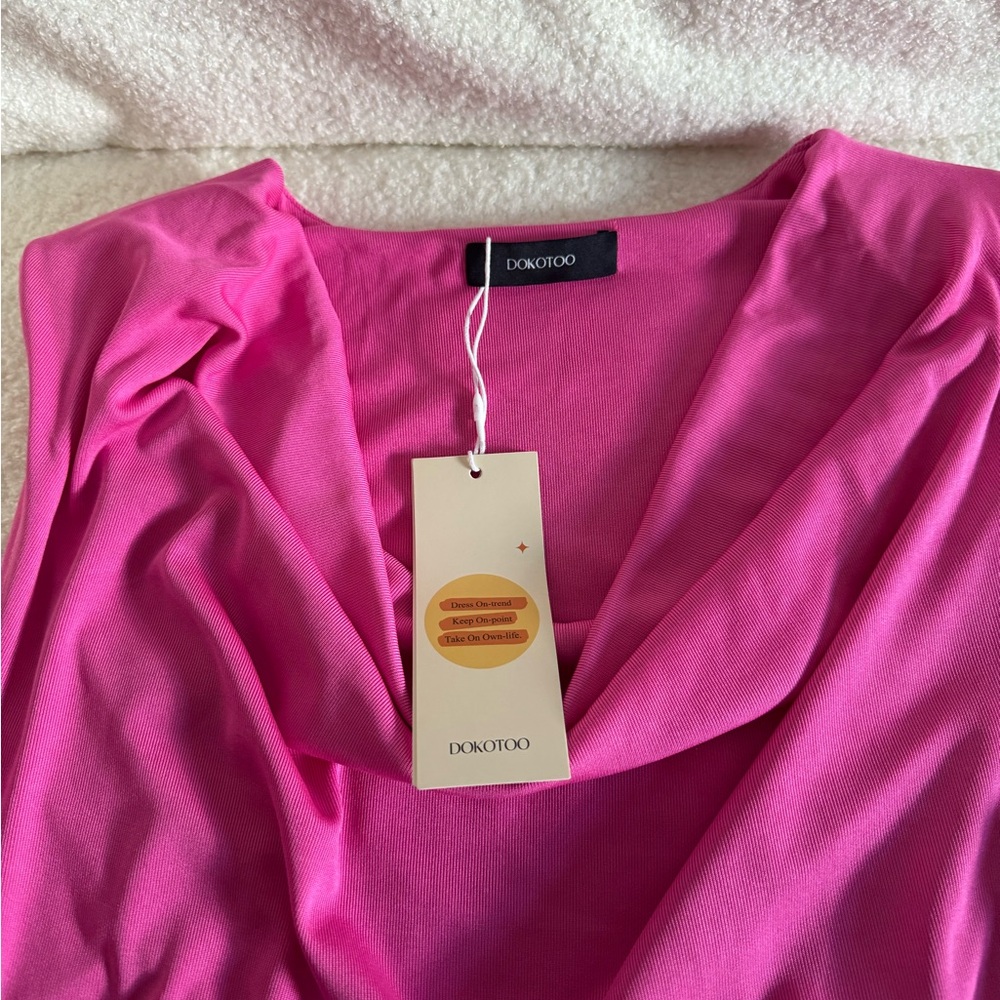 Pink Tank Top With Shoulder Padding - Picture 2 of 6